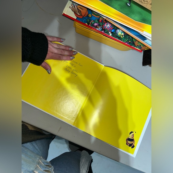 ABC BOOK - Picture 3 of 6